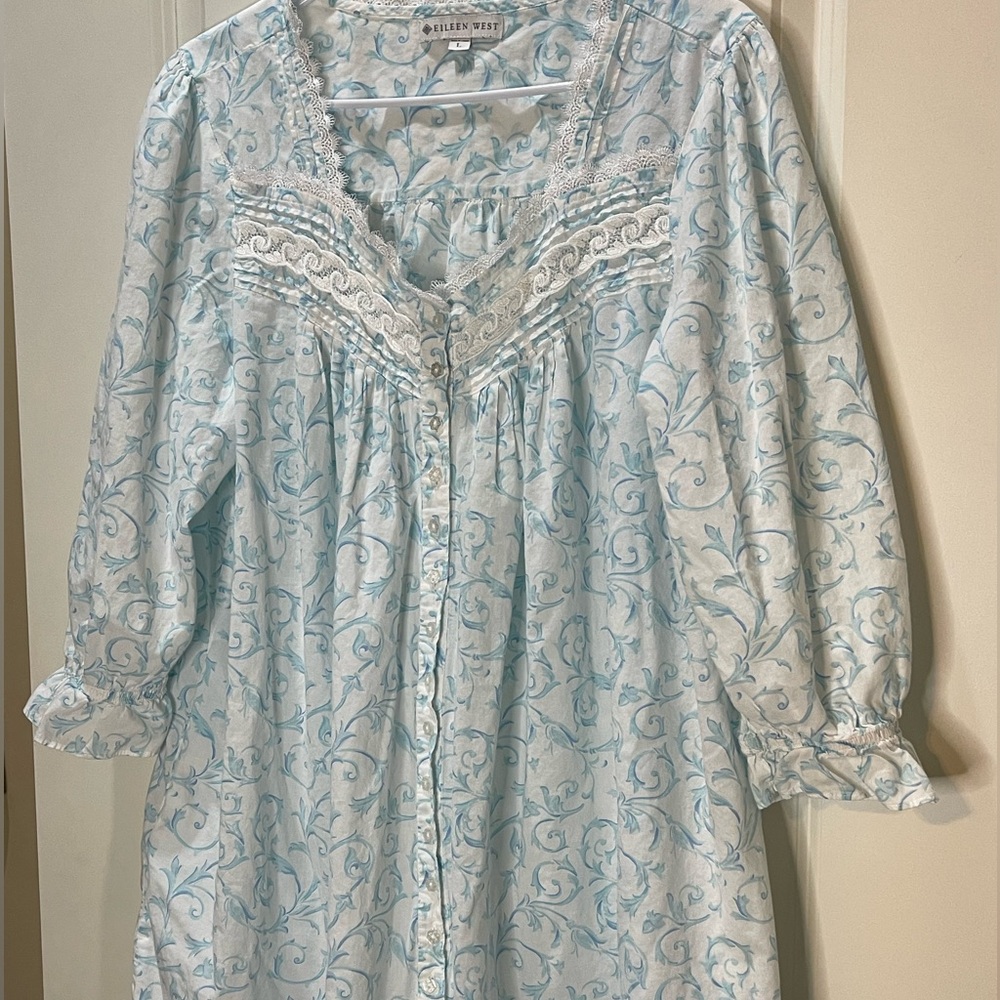 Eileen West Blue and White Lace Trim Nightgown 100% Cotton w/Pockets Size L - Picture 2 of 11